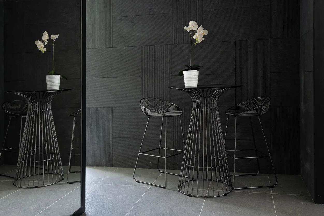 Black Atlas Line Chisled - vue détaillée