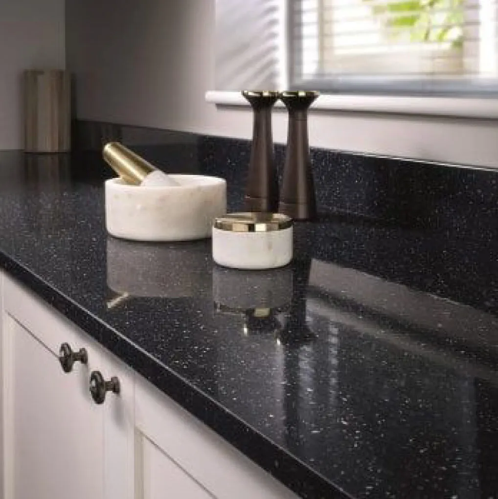 Noir Galaxy Poli Brillant - vue détaillée